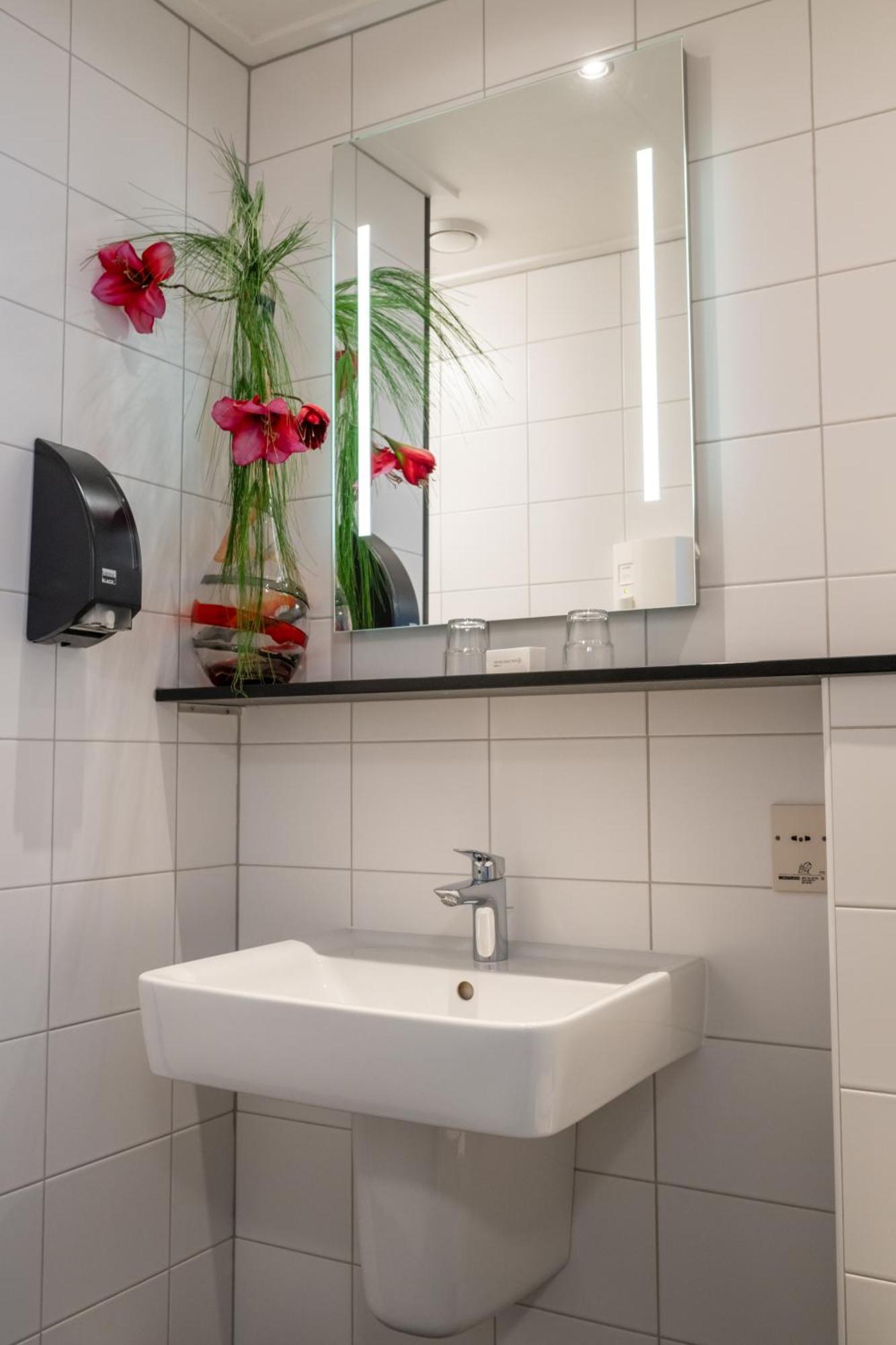 Hotel Restaurant Het Witte Huis Olterterp Zewnętrze zdjęcie
